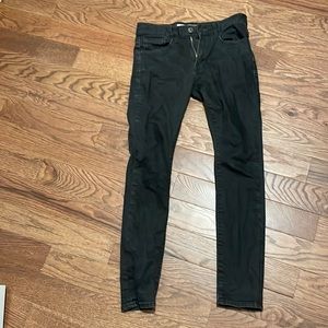 Used Men’s Express super skinny jeans. Size 28 x 30